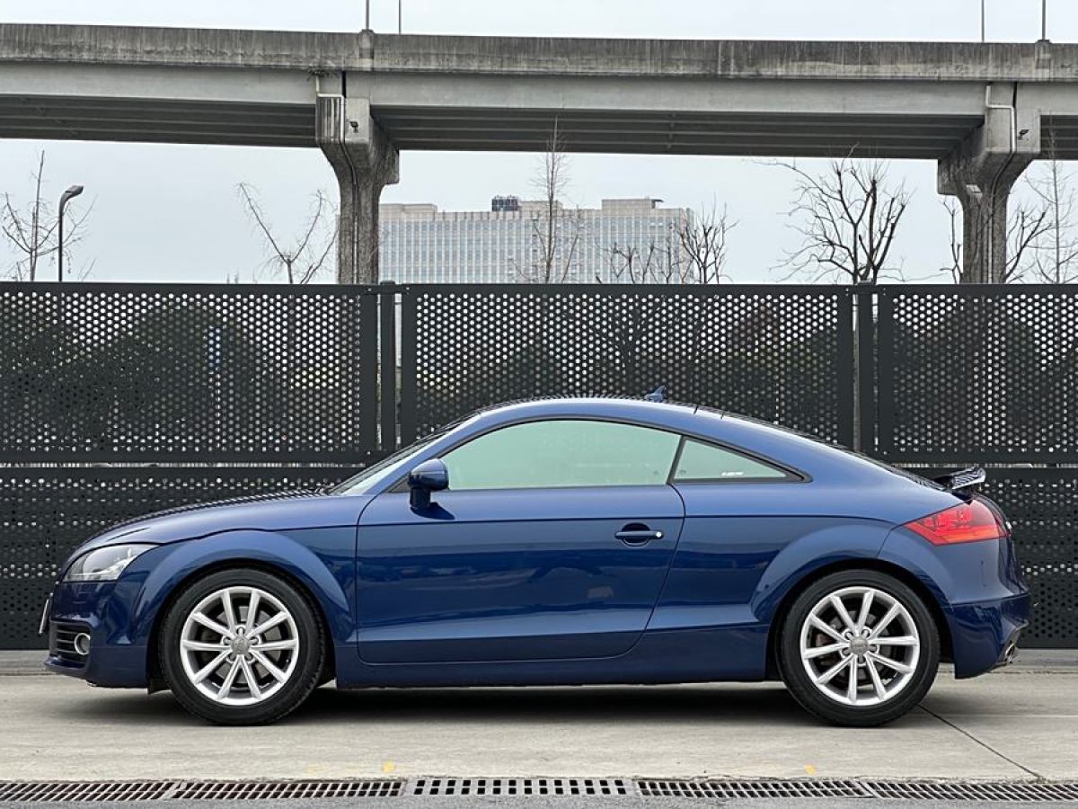 2011年3月奧迪 奧迪TT  2011款 TT Coupe 2.0TFSI