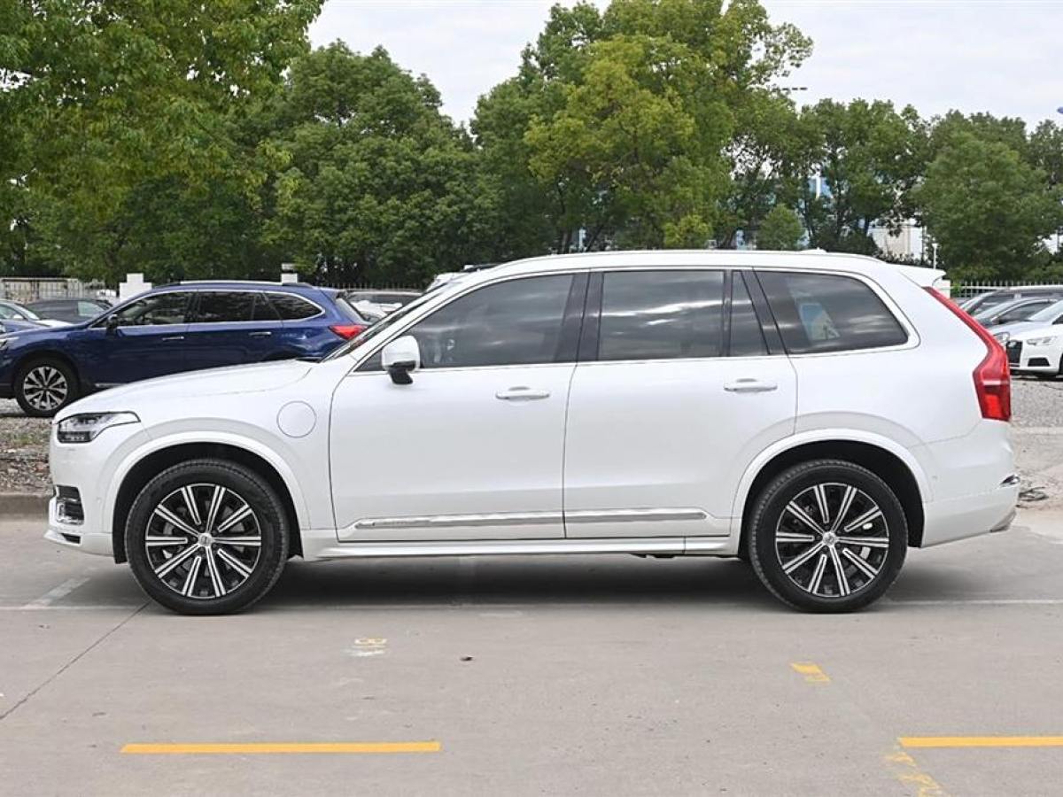 沃爾沃 XC90新能源  2021款 E驅(qū)混動(dòng) T8 智尊豪華版 7座圖片