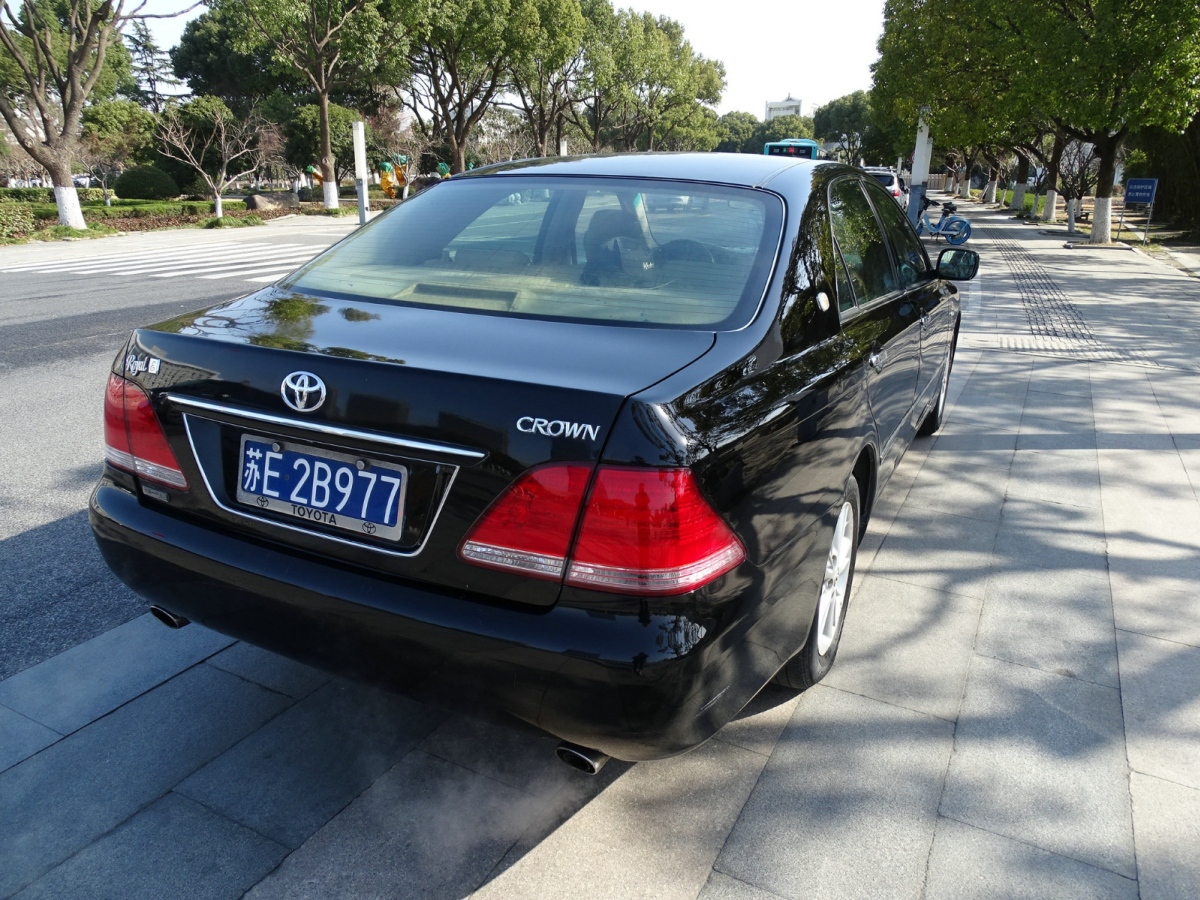 豐田 皇冠  2005款 3.0L Royal E圖片