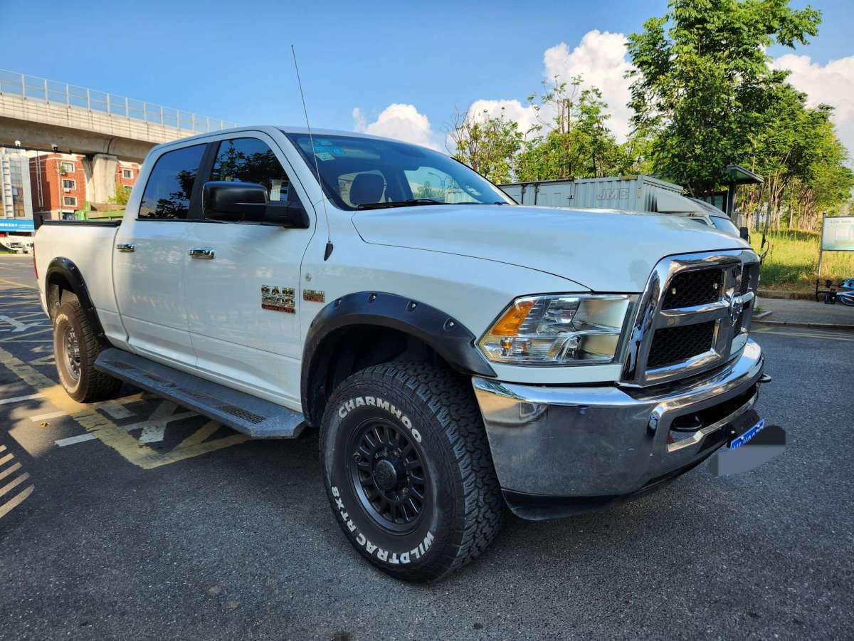 2019年10月道奇 Ram  2011款 1500 Laramie Longhorn