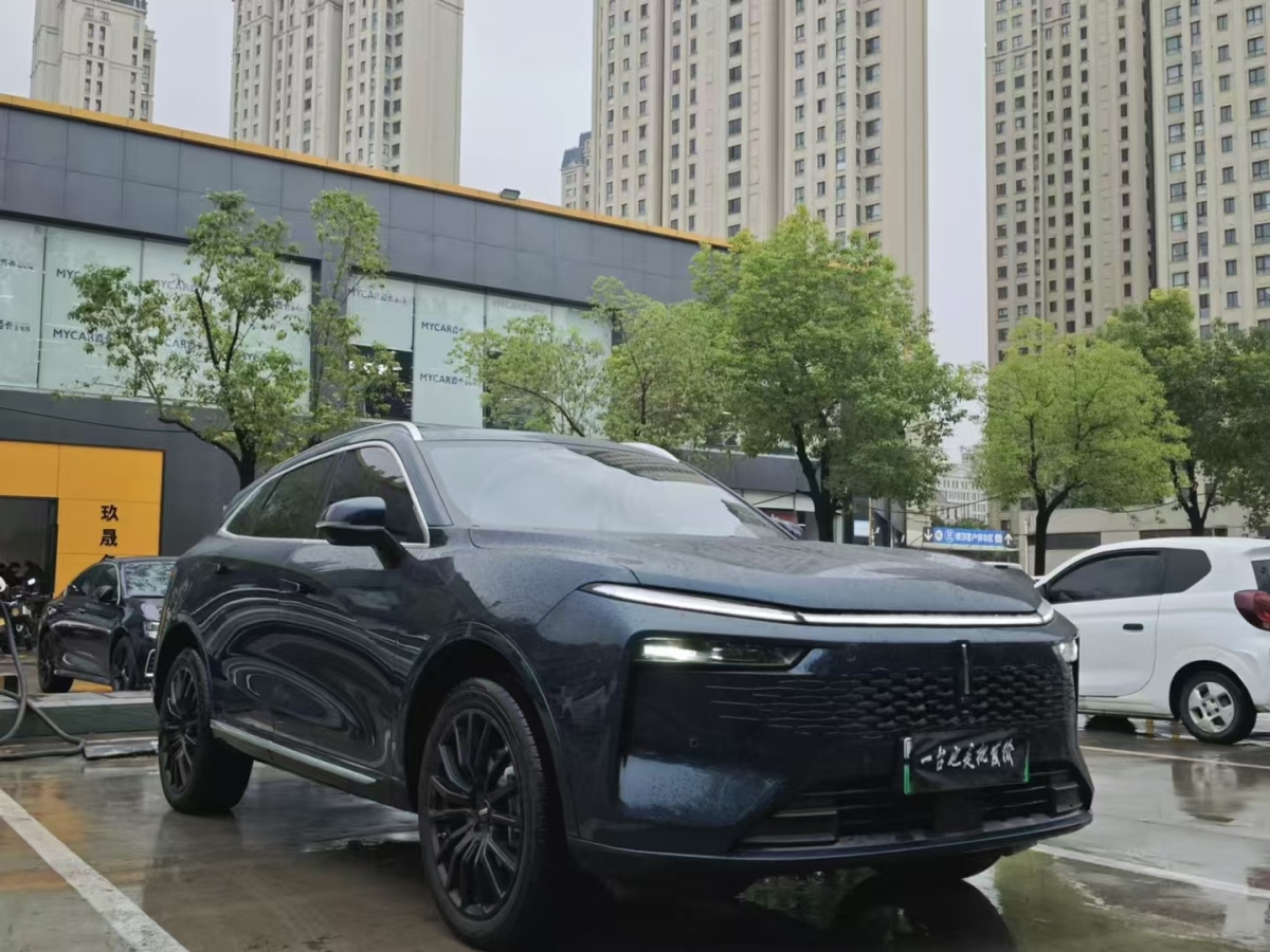 長城 摩卡DHT-PHEV  2024款 Hi4 四驅(qū)長續(xù)航版圖片
