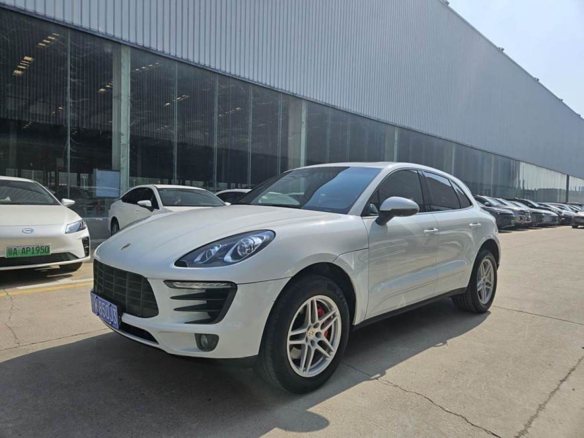 保時(shí)捷 Macan  2016款 Macan 2.0T圖片