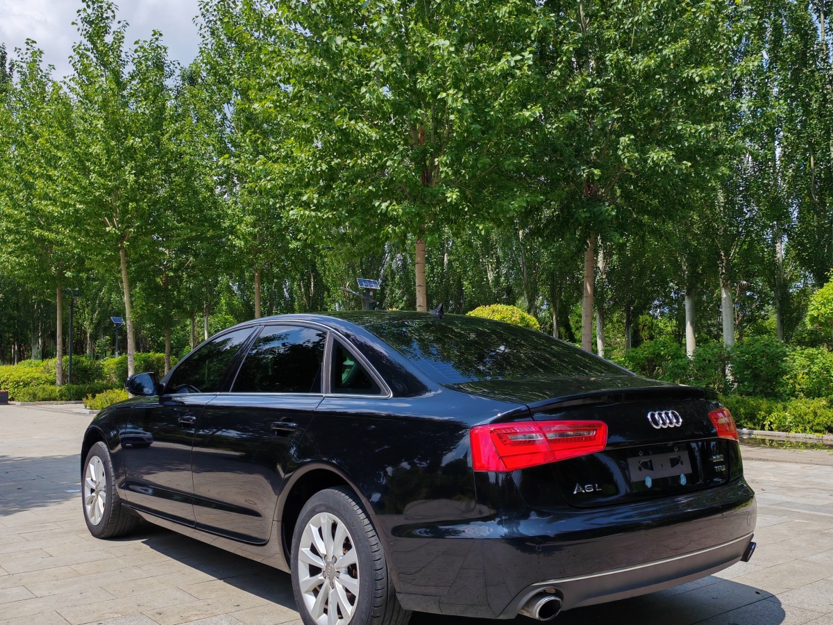 奧迪 奧迪A6L  2014款 TFSI 標(biāo)準(zhǔn)型圖片