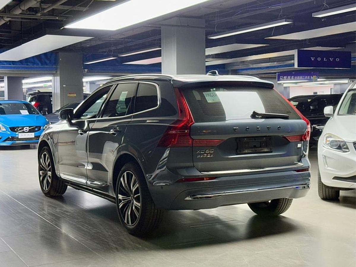 沃爾沃 XC60新能源  2022款 T8 插電混動(dòng) 四驅(qū)智遠(yuǎn)豪華版圖片