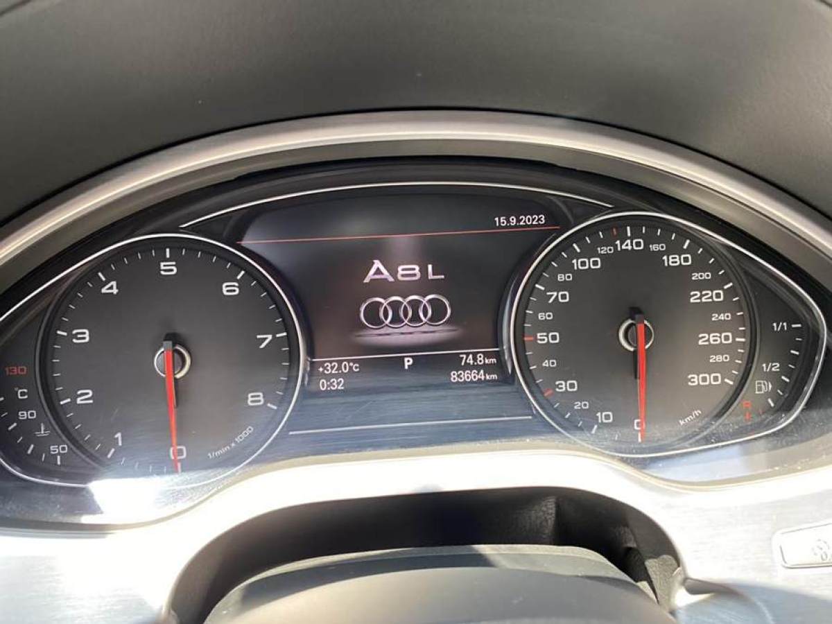 奧迪 奧迪A8  2016款 A8L 45 TFSI quattro豪華型圖片