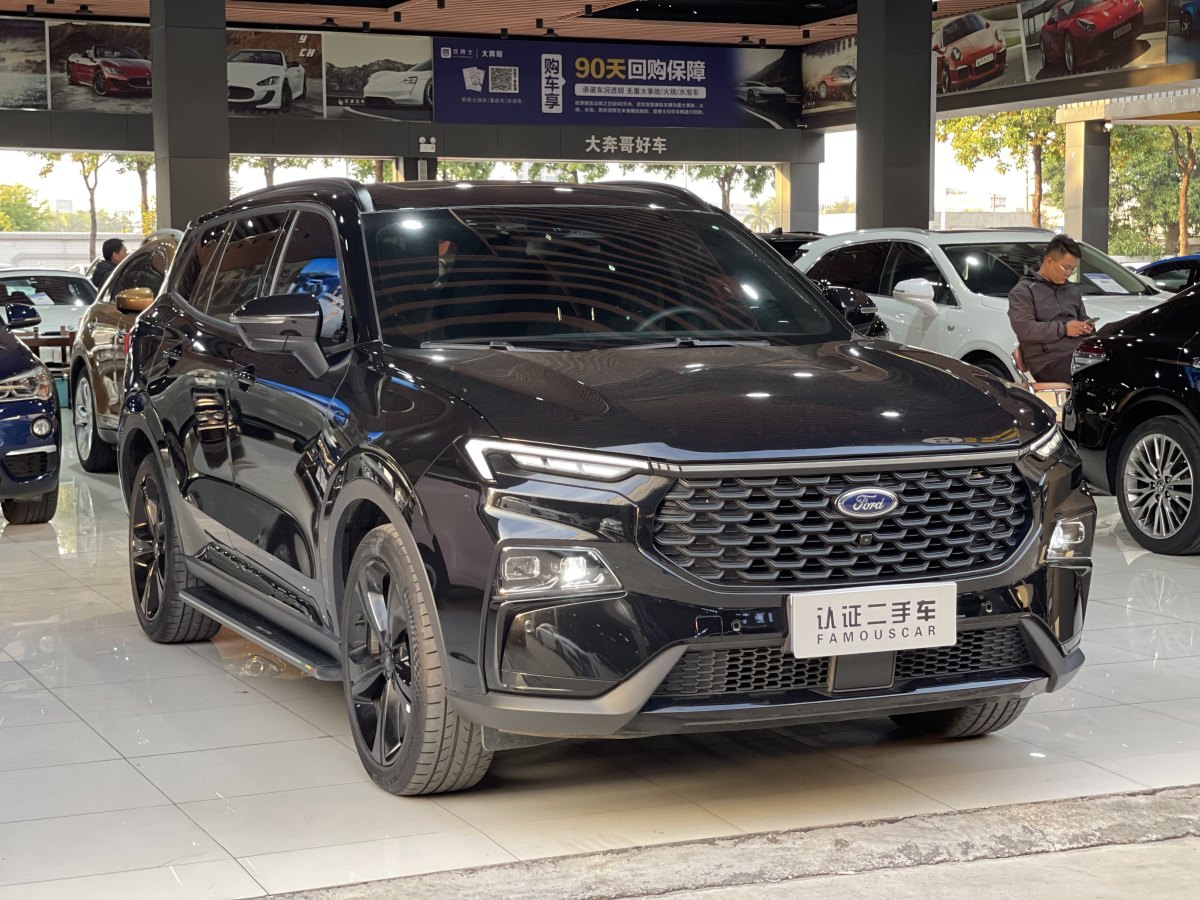 福特 領(lǐng)睿  2022款 極境 EcoBoost 170 光影圖片