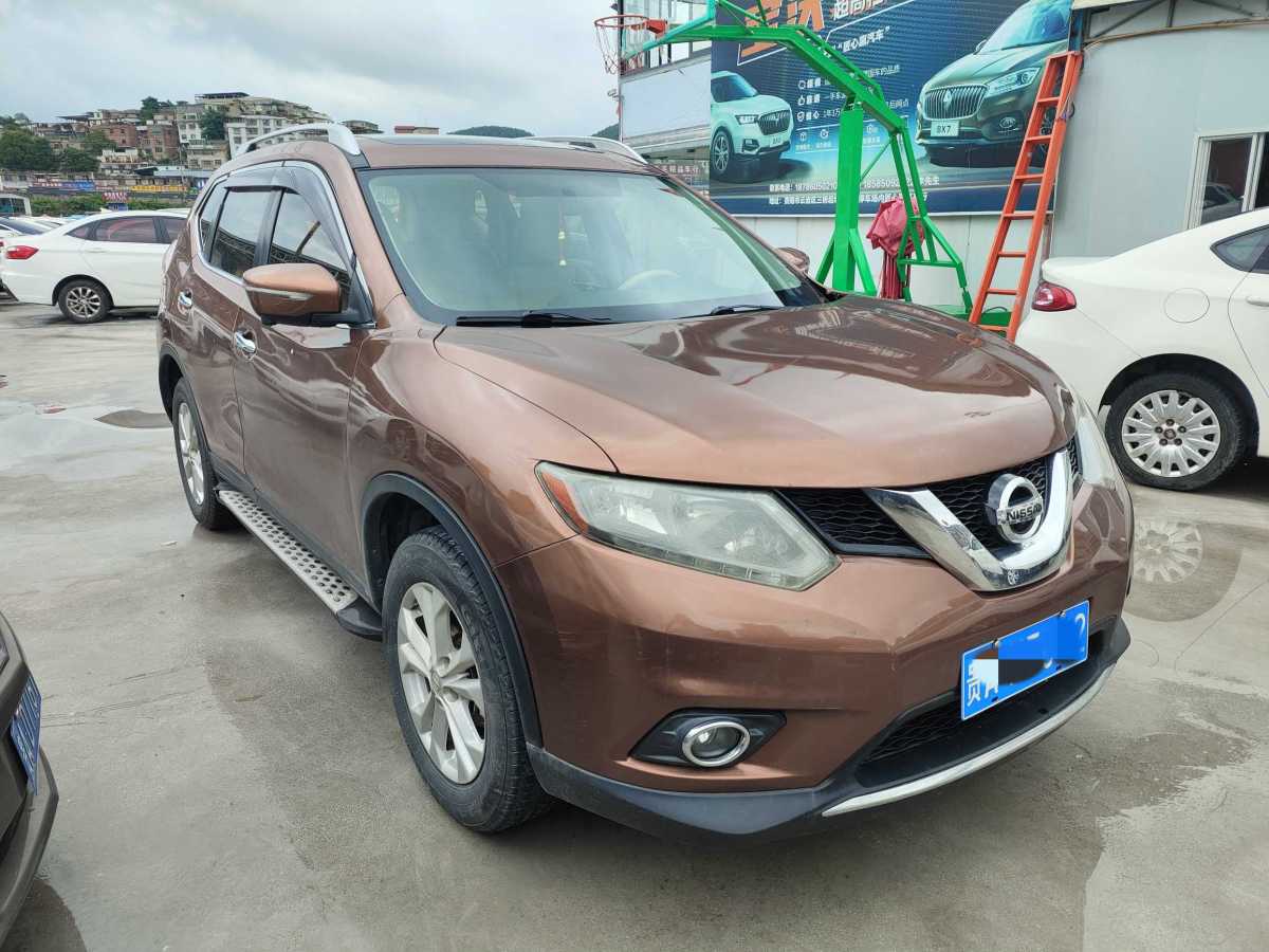 日產(chǎn) 奇駿  2014款 2.5L CVT豪華版 4WD圖片