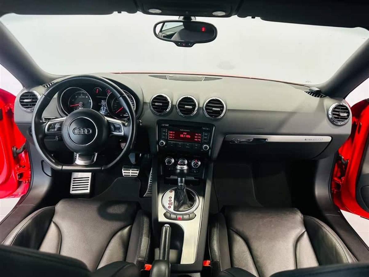奧迪 奧迪TT  2011款 TT Coupe 2.0TFSI quattro圖片