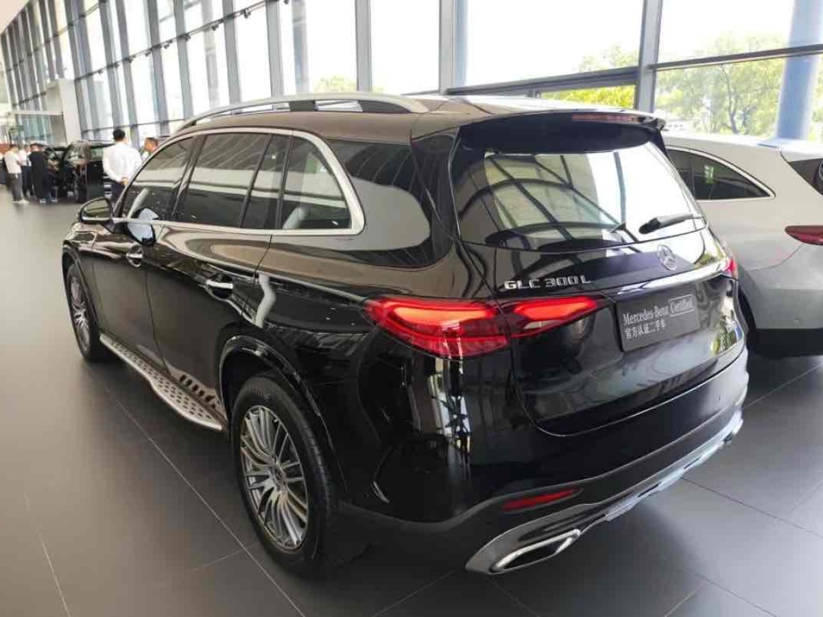 奔馳 奔馳GLC  2023款 改款 GLC 300 L 4MATIC 動感型 5座圖片