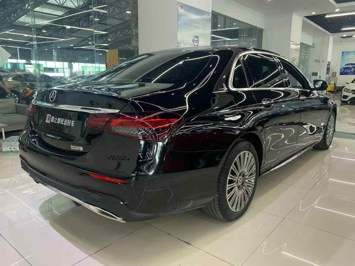 奔馳 奔馳E級(jí)  2023款 E 300 L 豪華型圖片