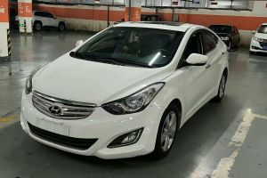 朗動 現(xiàn)代 1.6L 自動領(lǐng)先型