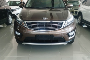 智跑 起亞 2.0L 自動(dòng)兩驅(qū)版GLS