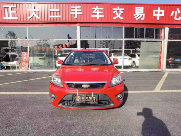 福特 福克斯  2011款 两厢 1.8L 自动时尚型