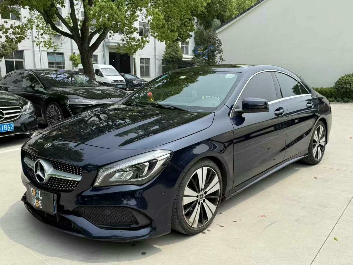 奔馳 奔馳CLA級  2017款 CLA 180圖片