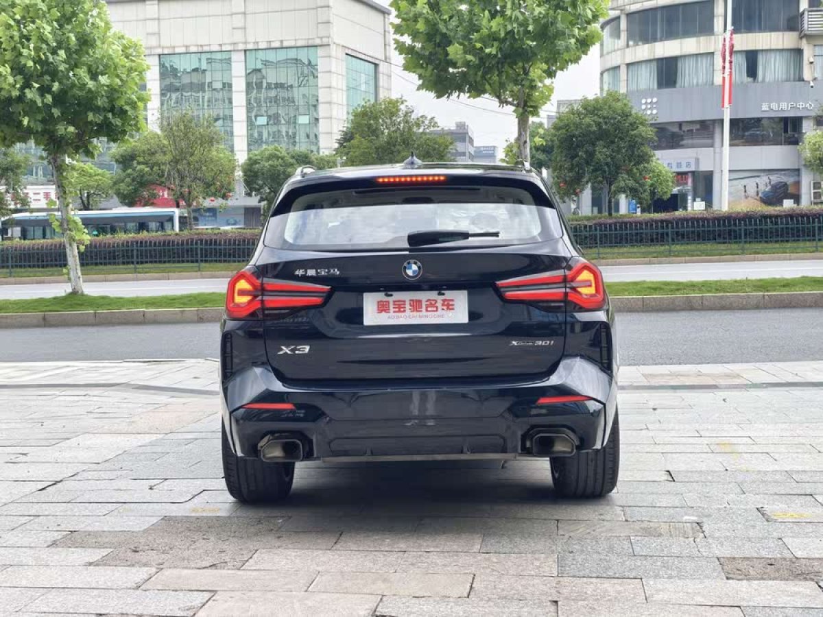 寶馬 寶馬X3  2023款 改款 xDrive30i 領(lǐng)先型 M曜夜套裝圖片