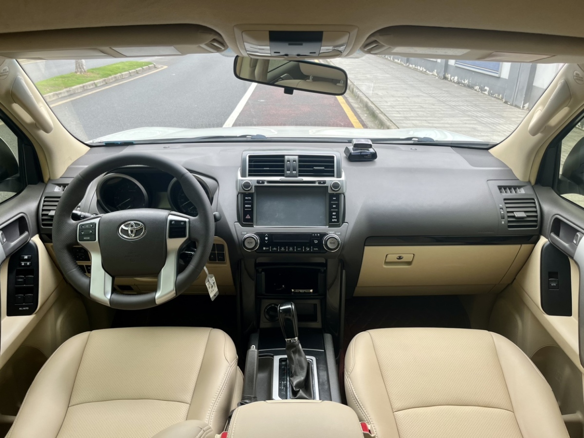 2015年08月丰田 普拉多  2014款 2.7L 自动豪华版