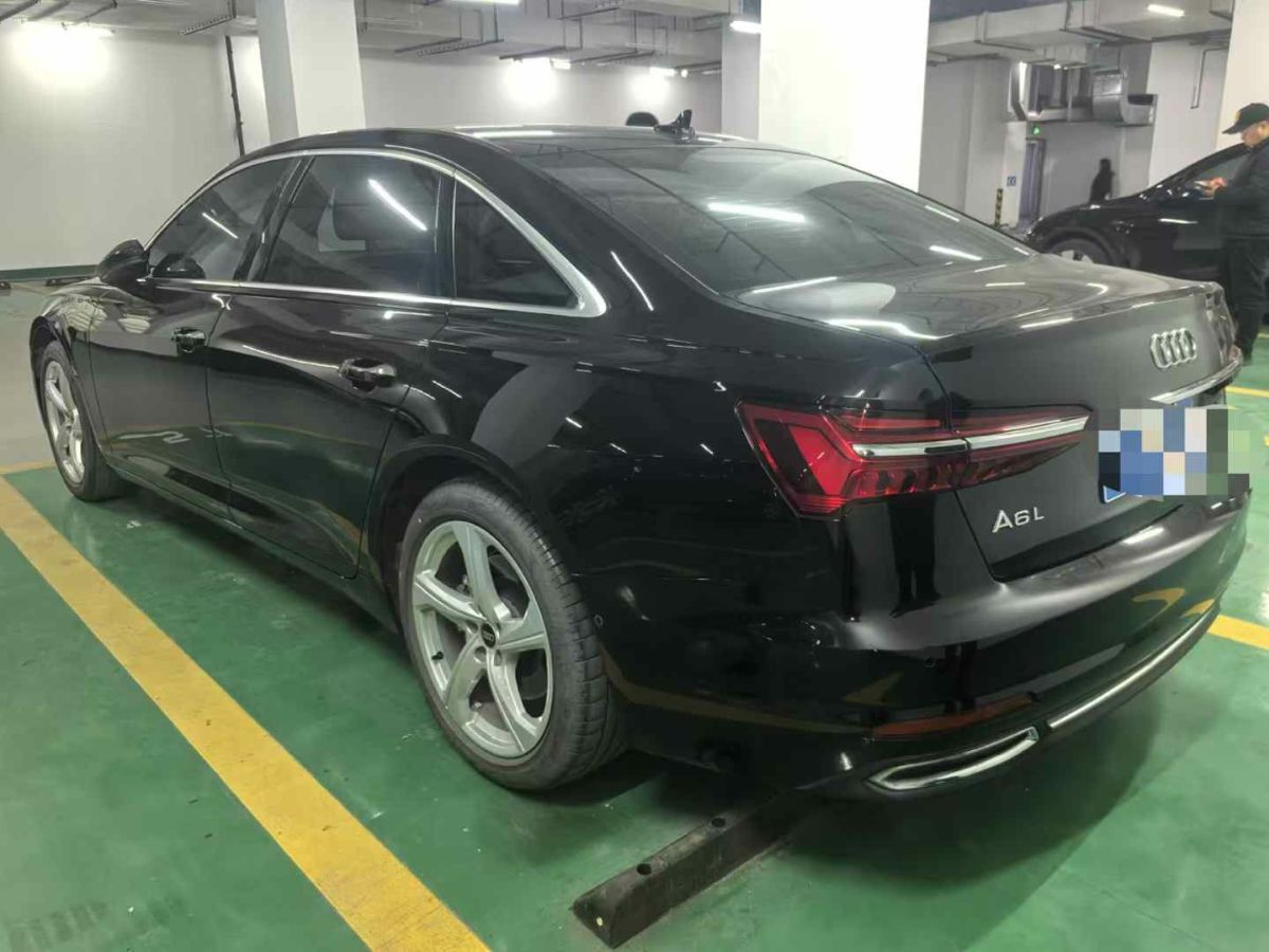 奧迪 奧迪A6L  2022款 40 TFSI 豪華動感型圖片