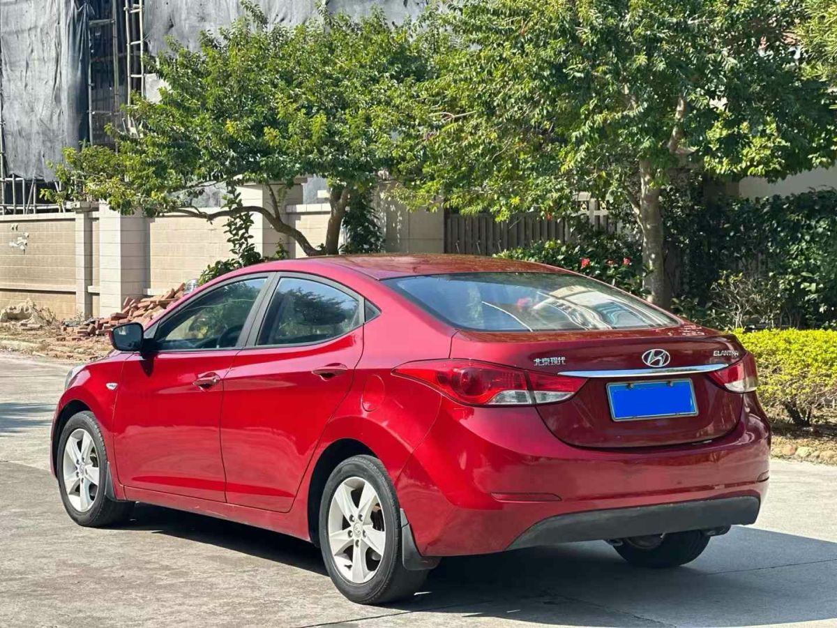 現(xiàn)代 朗動  2013款 1.6L 自動領(lǐng)先型圖片