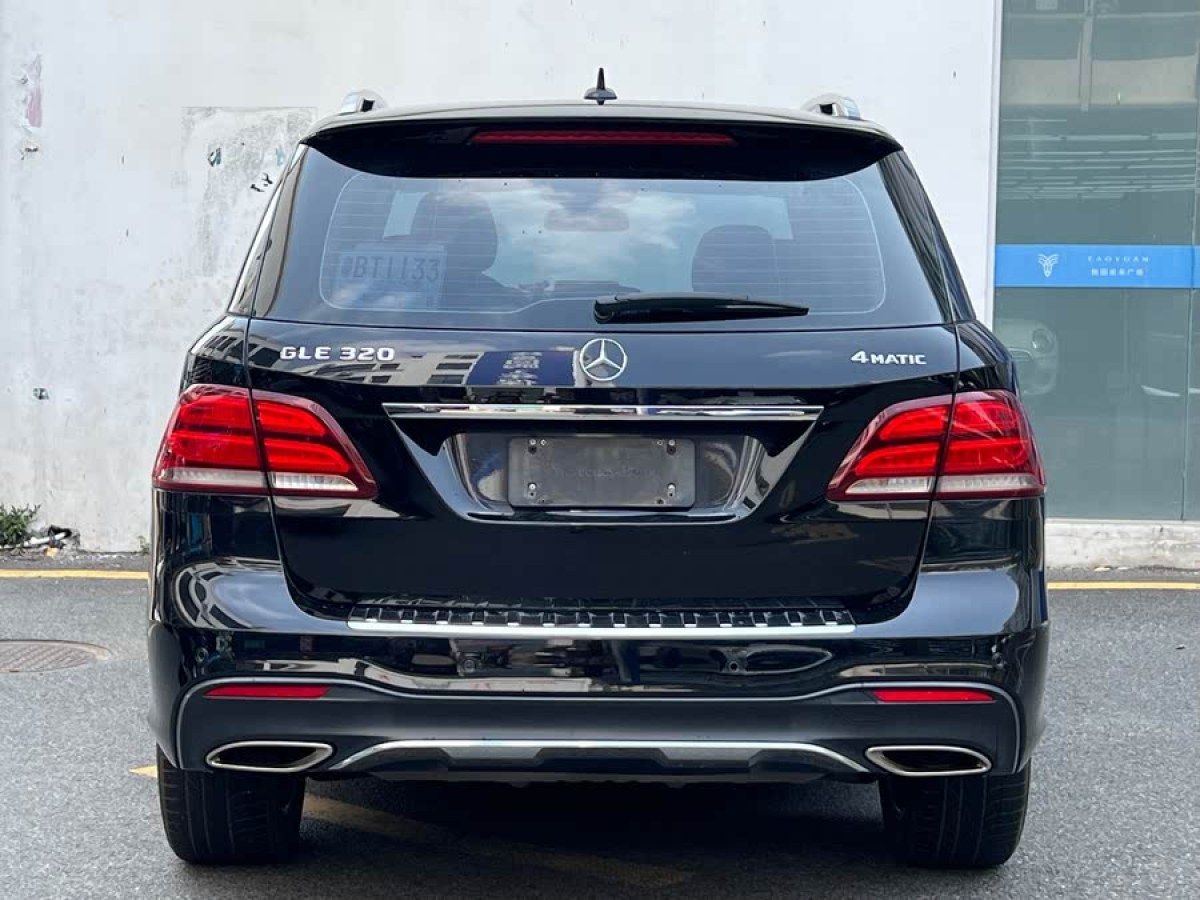 奔馳 奔馳GLE  2016款 GLE 320 4MATIC 豪華型圖片