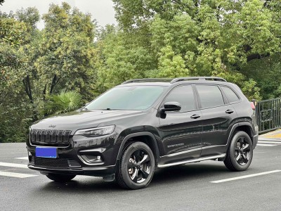 Jeep 自由光 2.0T 四驅(qū)精英版圖片