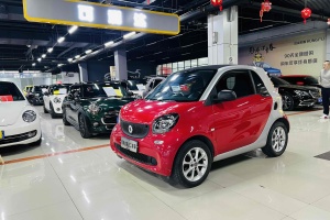 fortwo smart 1.0L 52千瓦硬頂靈動(dòng)版