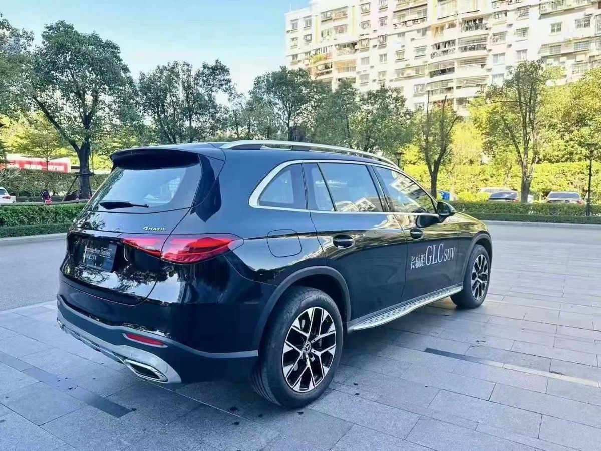 奔馳 奔馳GLC  2023款 GLC 300 4MATIC 轎跑SUV圖片