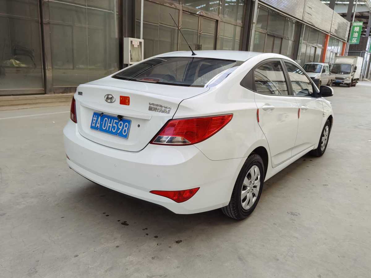 2015年7月現(xiàn)代 瑞納  2014款 1.4L 手動智能型GLS