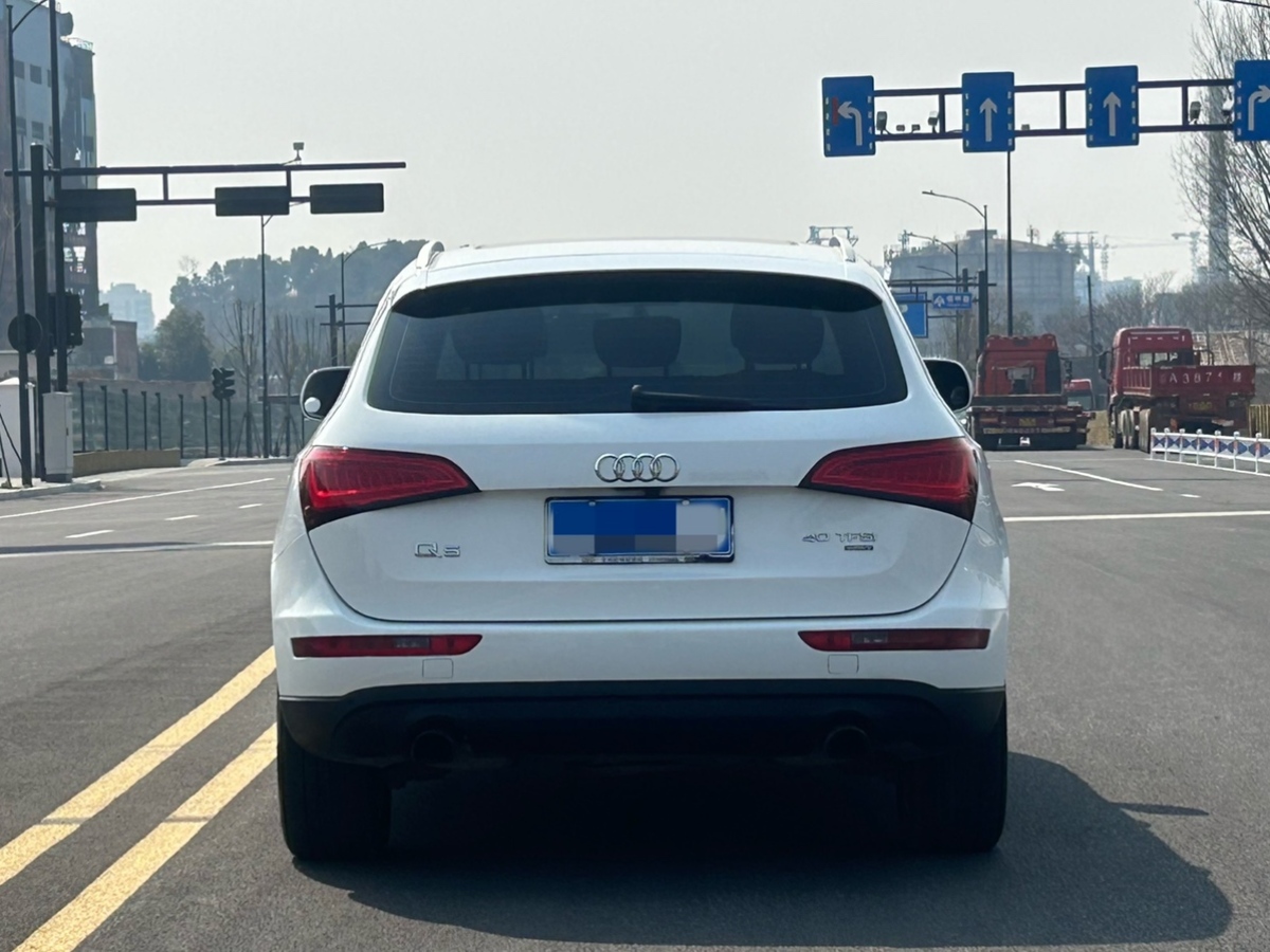 奧迪 奧迪Q5  2015款 40 TFSI 技術(shù)型圖片