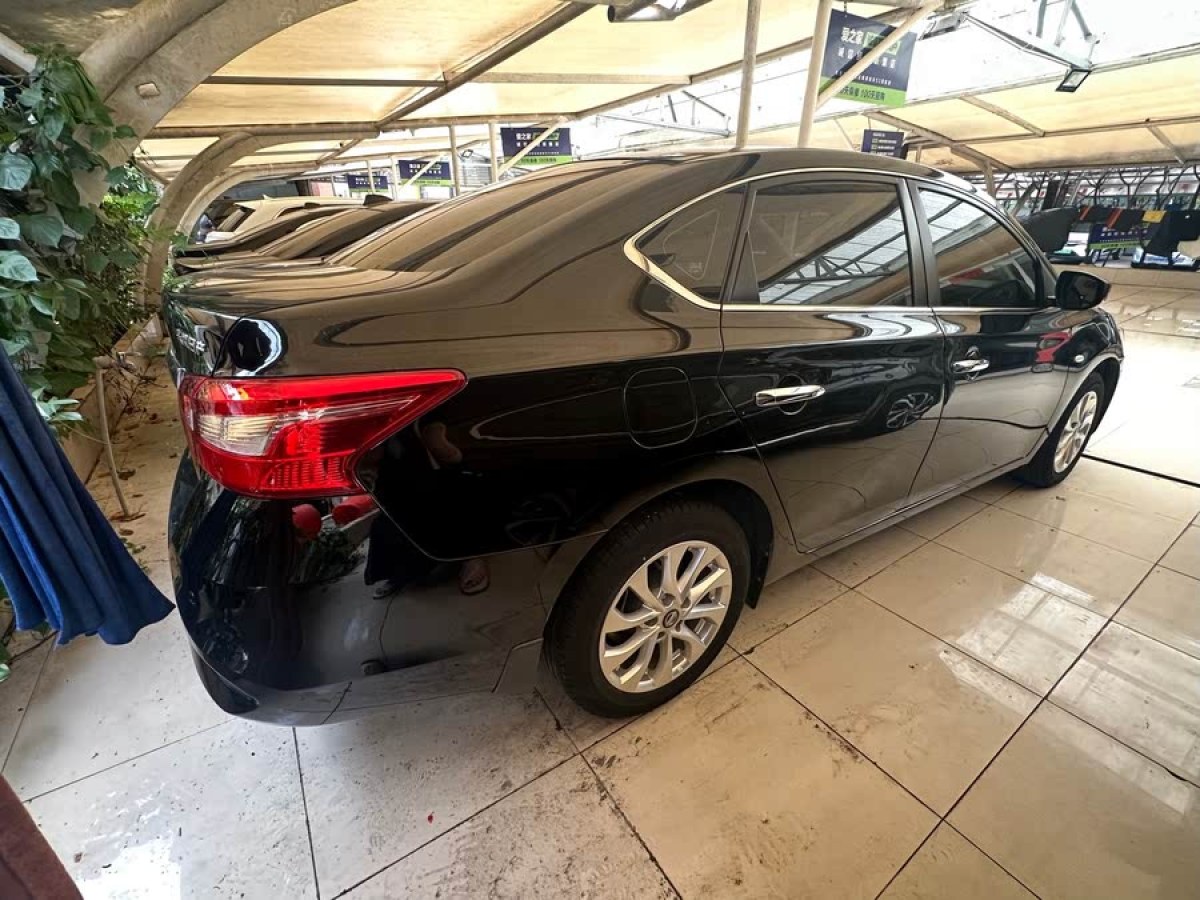日產(chǎn) 軒逸  2019款  經(jīng)典 1.6XL CVT豪華版圖片