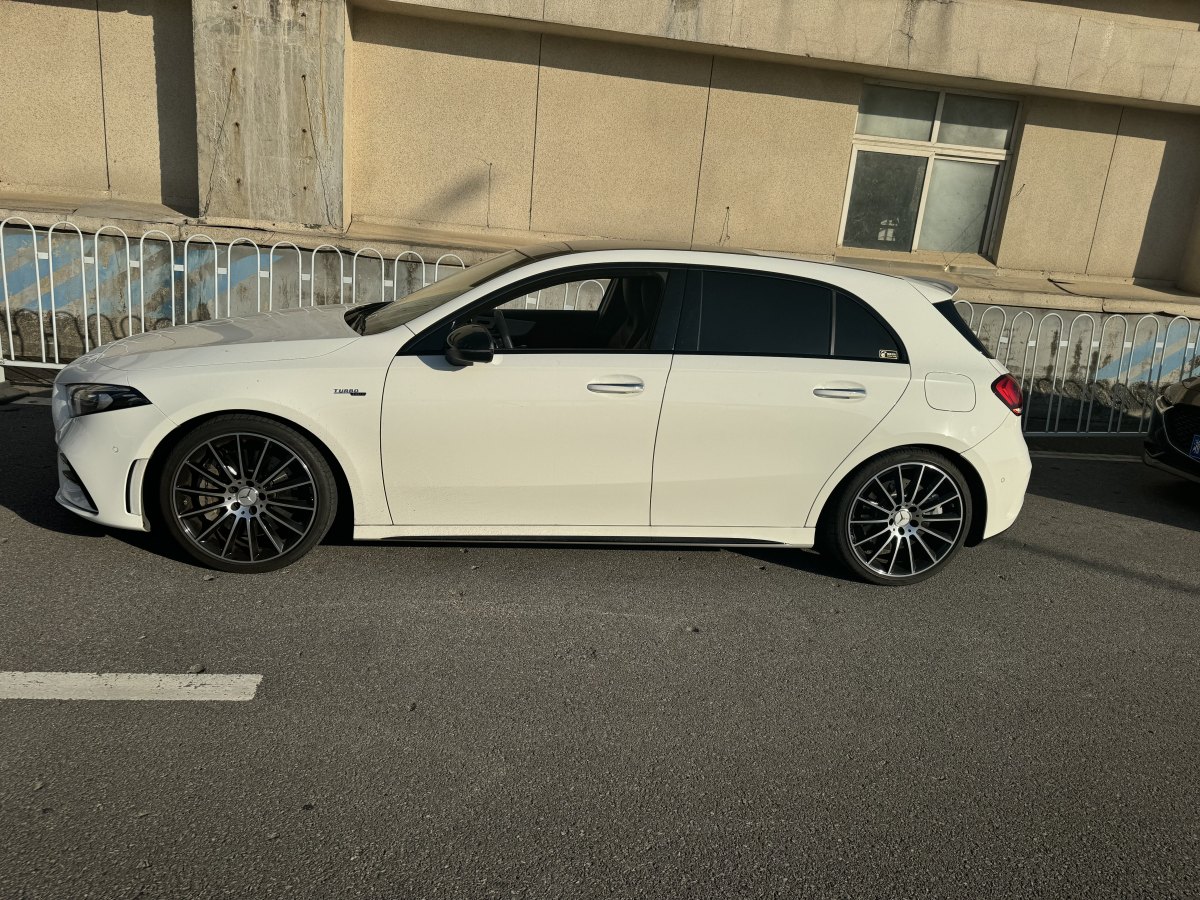 奔馳 奔馳A級AMG  2024款 改款 AMG A 35 4MATIC圖片