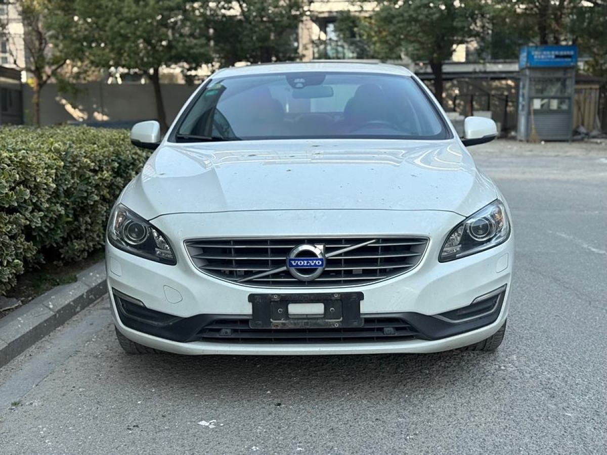 沃爾沃 S60  2015款 L 2.0T 智遠(yuǎn)版圖片