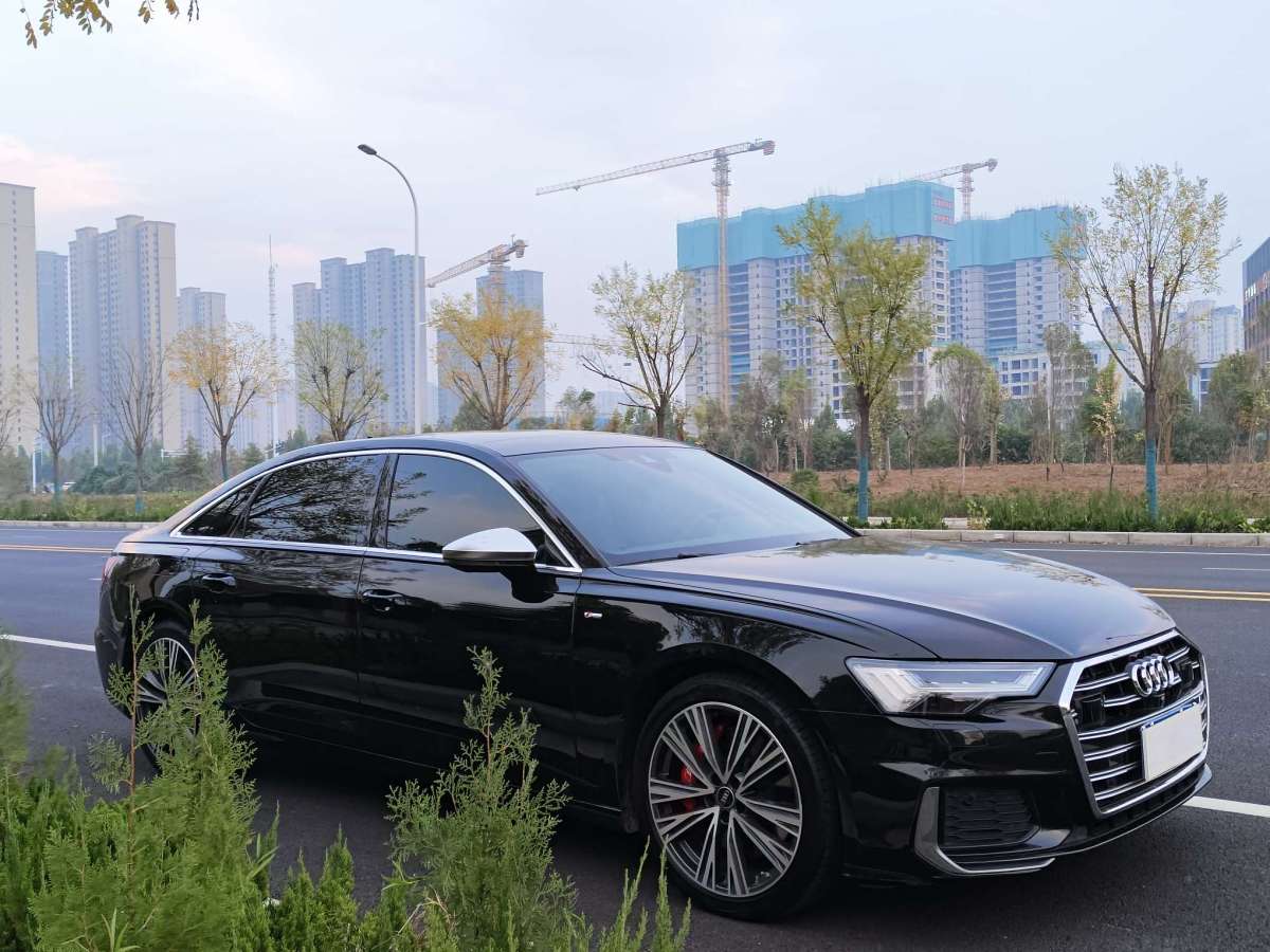 奧迪 奧迪A6L  2022款 55 TFSI quattro 尊享動感型圖片