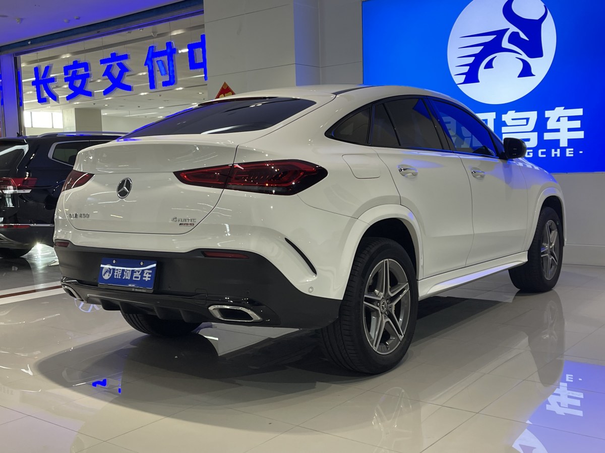 奔馳 奔馳GLE轎跑  2023款 GLE 450 4MATIC 轎跑SUV 時(shí)尚型圖片