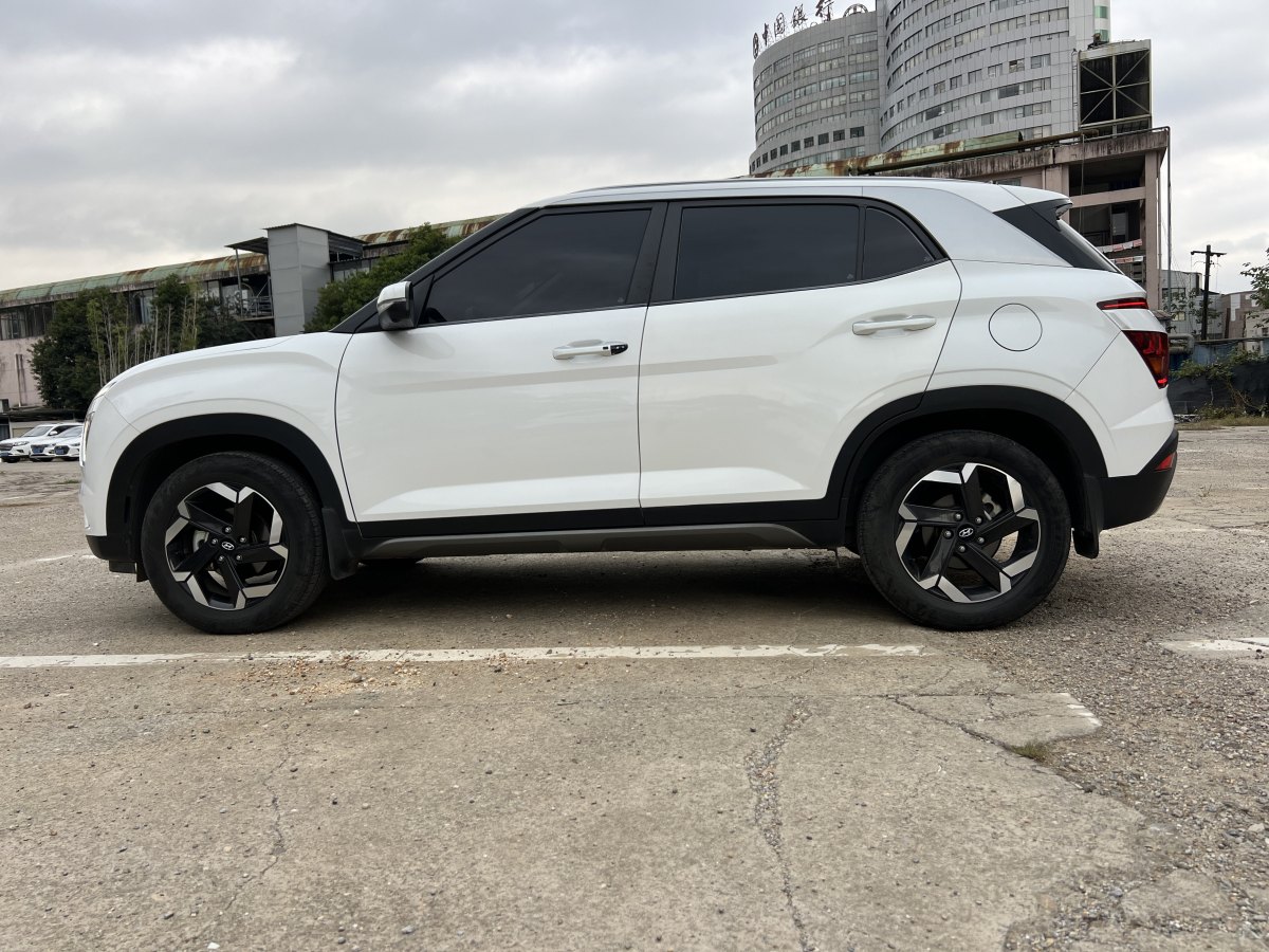 現(xiàn)代 ix25  2020款 1.5L CVT尊貴型圖片