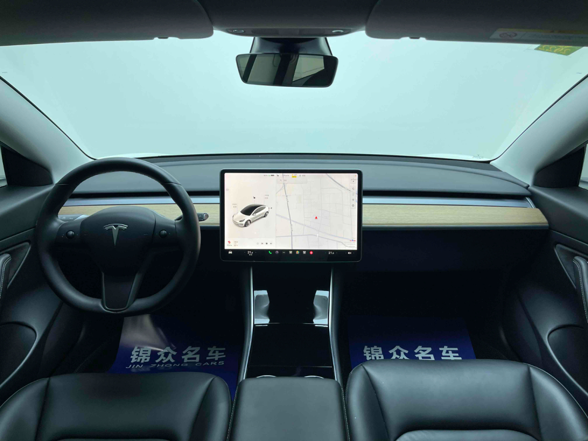 特斯拉 Model 3  2019款 標(biāo)準(zhǔn)續(xù)航后驅(qū)升級(jí)版圖片