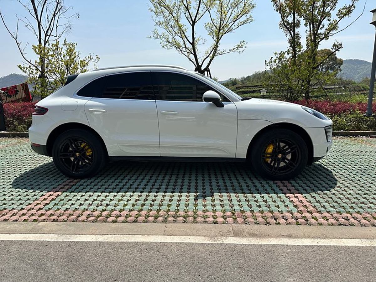 保時(shí)捷 Macan  2014款 Macan 2.0T圖片