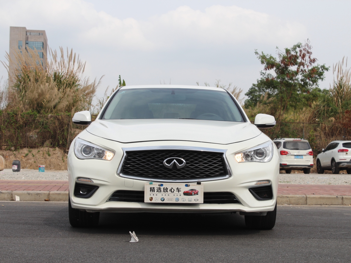 英菲尼迪 Q50L  2021款 2.0T 舒適版圖片