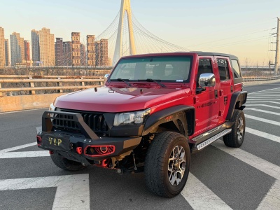 2019年5月 北京 BJ40 PLUS 2.3T 自動(dòng)四驅(qū)尊享版圖片