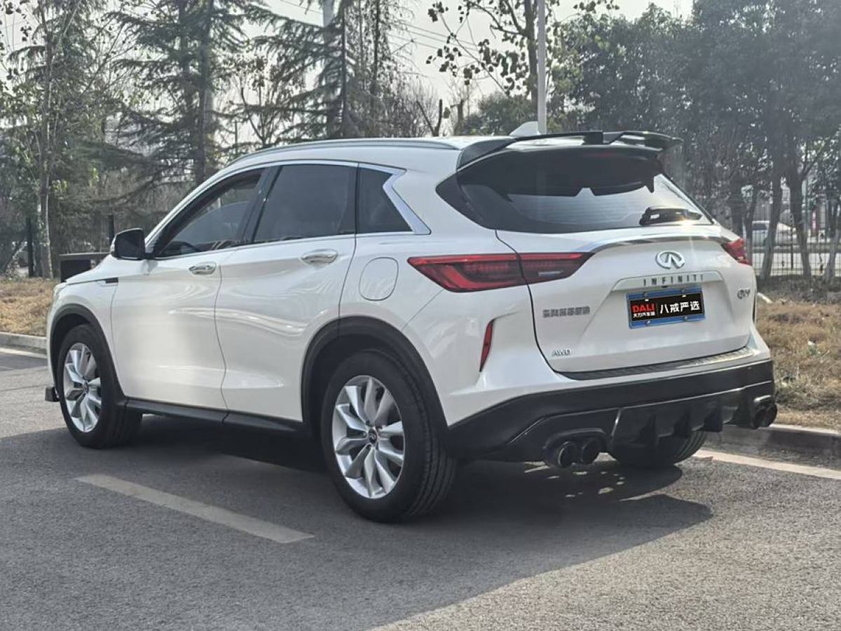 英菲尼迪 QX50  2020款 改款 2.0T 四驅(qū)菁英版圖片