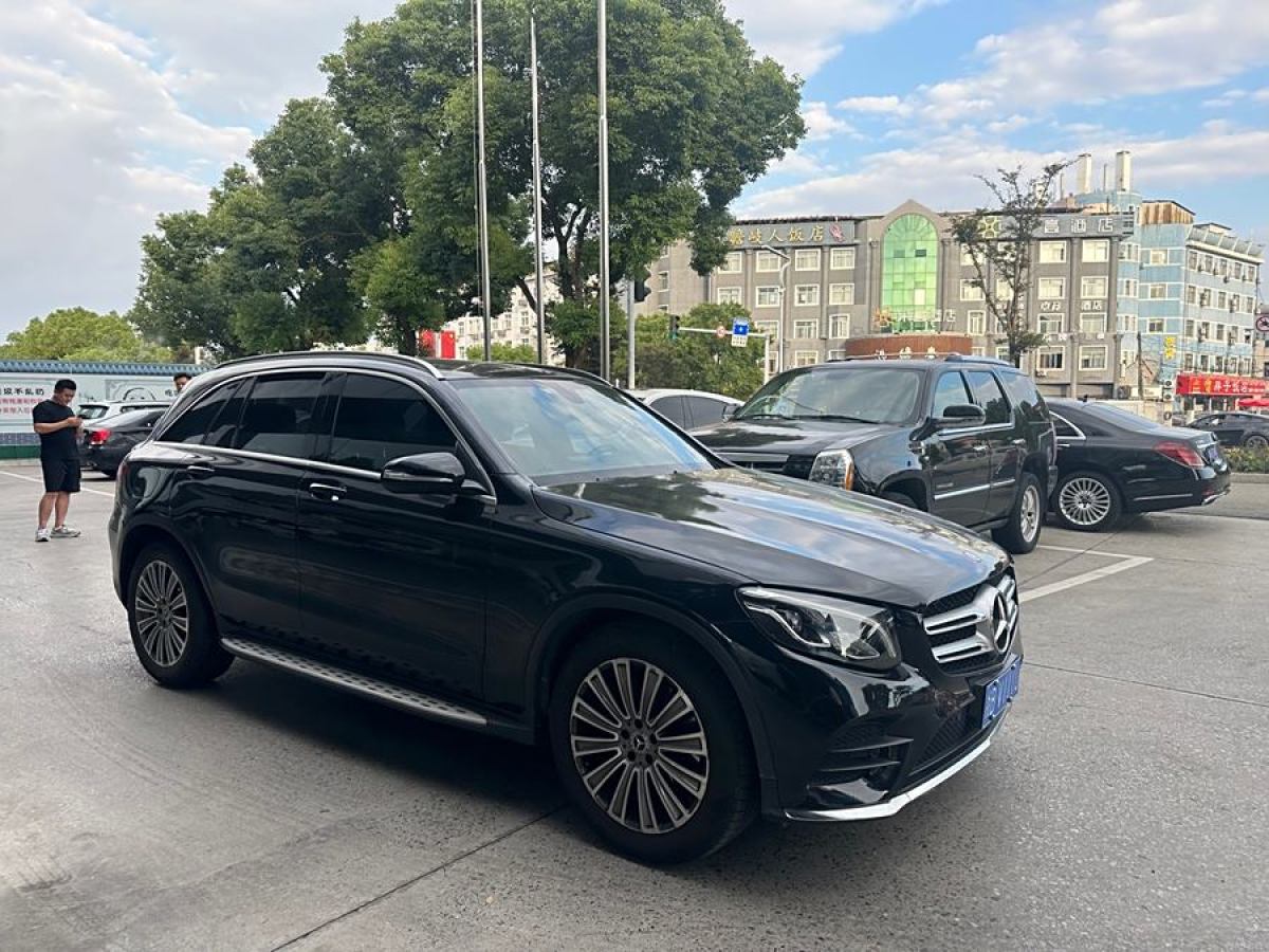 奔馳 奔馳GLC  2017款 GLC 260 4MATIC 動(dòng)感型圖片