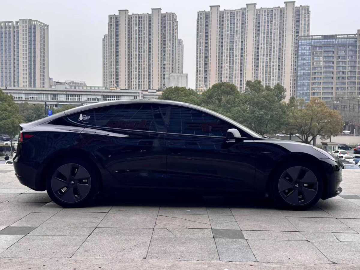 特斯拉 Model Y  2022款 改款 后輪驅(qū)動版圖片