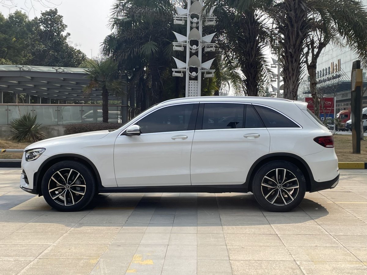 奔馳 奔馳GLC  2018款 改款 GLC 260 4MATIC 豪華型圖片