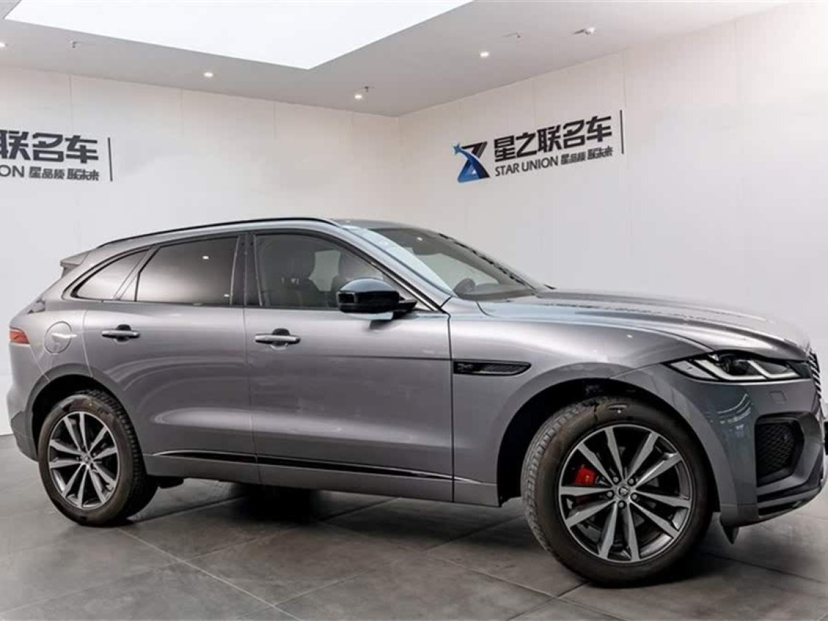 2024年1月捷豹 F-PACE  2024款 P250 R-Dynamic SE