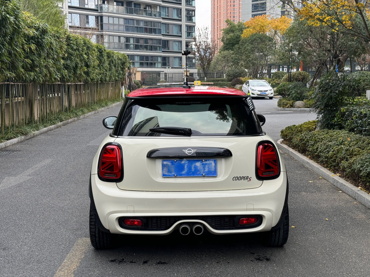 MINI CLUBMAN  2018款 2.0T COOPER S 經(jīng)典派圖片