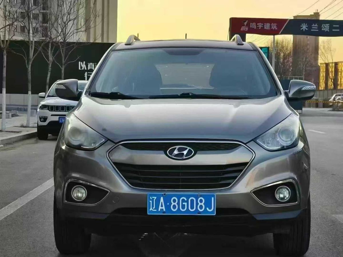 現(xiàn)代 ix35  2013款 2.0 GL 兩驅(qū)舒適型圖片