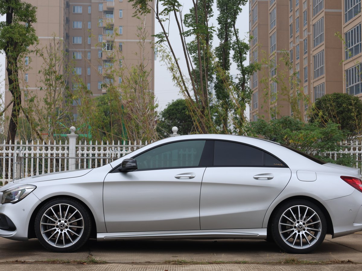 2018年10月奔馳 奔馳CLA級  2019款 CLA 220 4MATIC