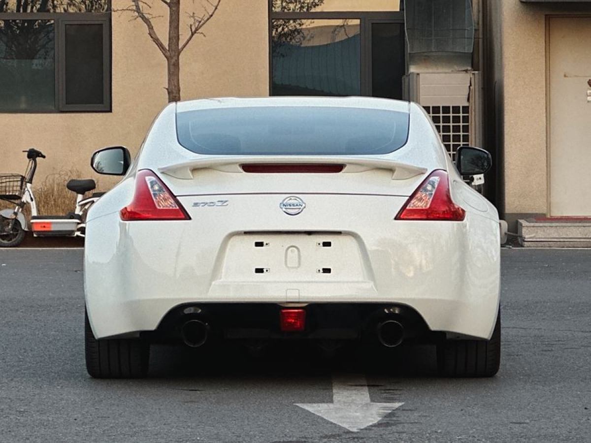 日產(chǎn) 370Z  2015款 3.7L Coupe圖片