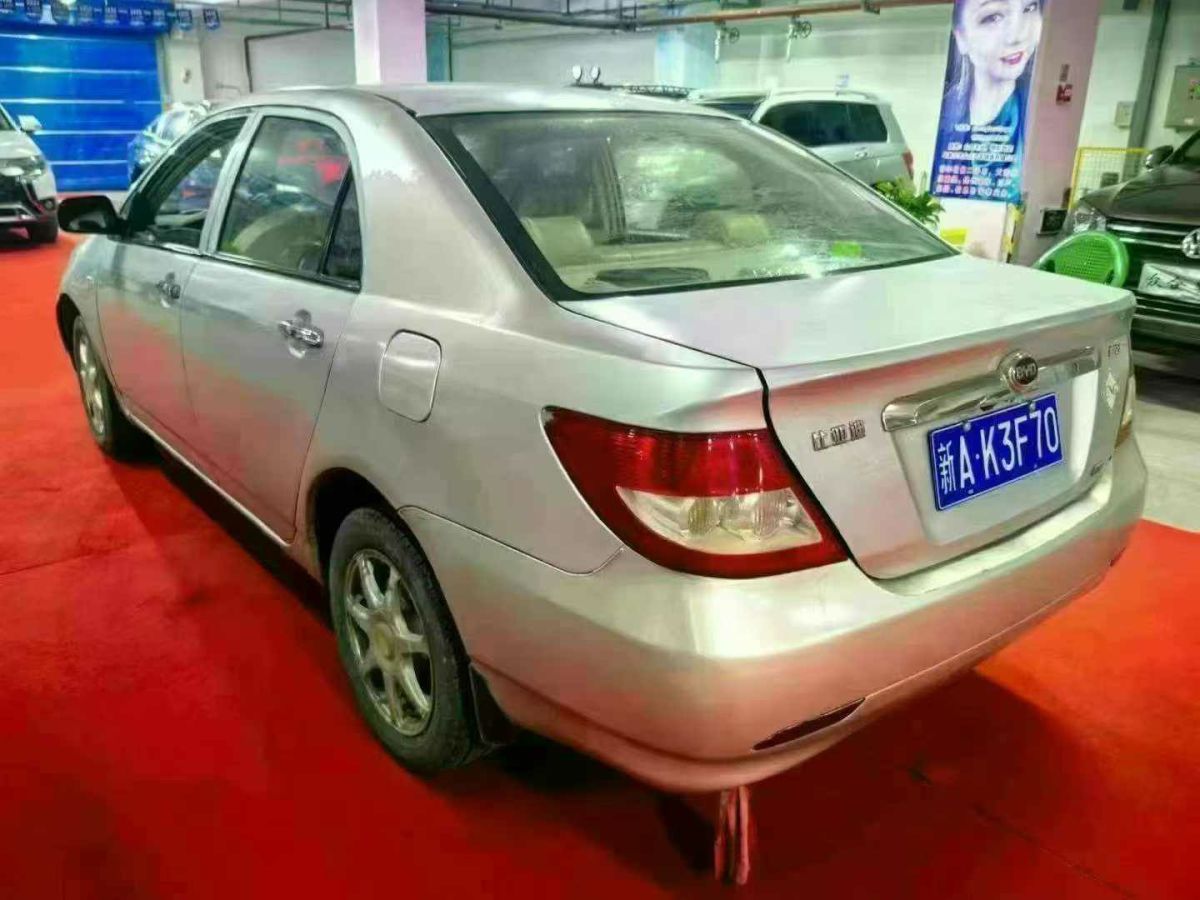 比亞迪 F3  2009款 1.5 新白金版 G-i 實(shí)用型圖片