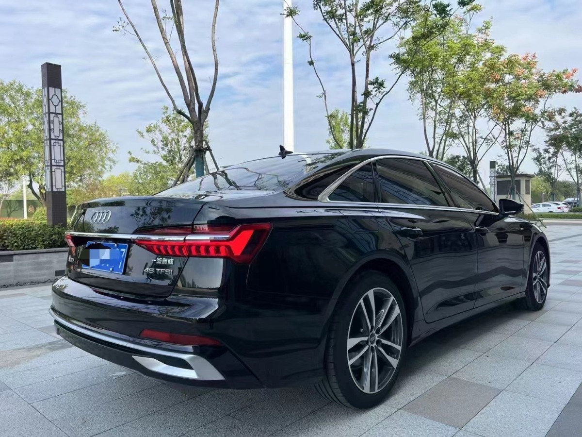 奧迪 奧迪A6L  2023款 改款 40 TFSI 豪華動感型圖片