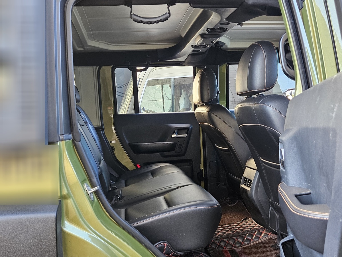北京 BJ40  2016款 40L 2.0T 手動四驅尊貴版圖片